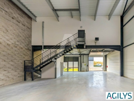 Activités / entrepôts à louer – VILLEBON-SUR-YVETTE (91140) – 5