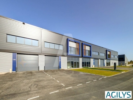 Activités / entrepôts à louer – VILLEBON-SUR-YVETTE (91140) – 2