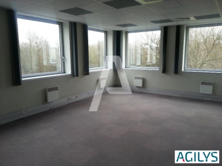 Bureaux à louer – VILLEBON SUR YVETTE (91140) – 3