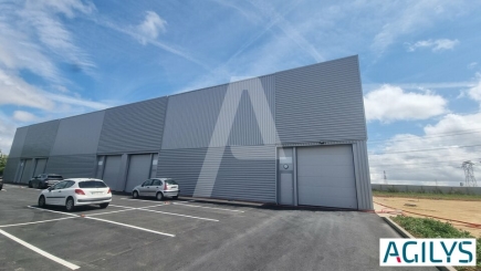 Activités / entrepôts à louer – VILLEBON SUR YVETTE (91140) – 3