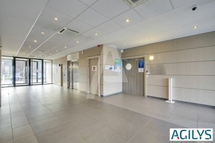 Bureaux à louer – SACLAY (91400) – 2