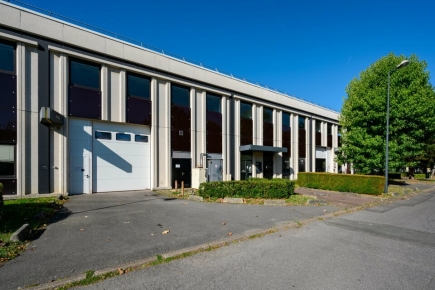 Activités / entrepôts à louer – VILLEBON SUR YVETTE (91140) – 3