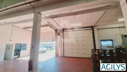 Activités / entrepôts à louer – VILLEBON SUR YVETTE (91140) – 1