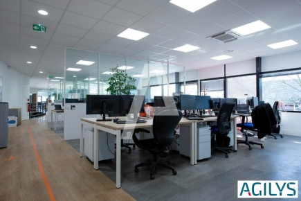 Activités / entrepôts à louer – PALAISEAU (91120) – 2