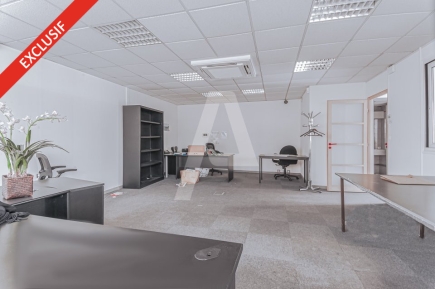 Activités / entrepôts à louer – MASSY (91300) – 2