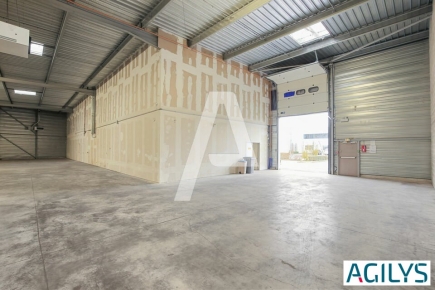 Activités / entrepôts à louer – LISSES (91090) – 2