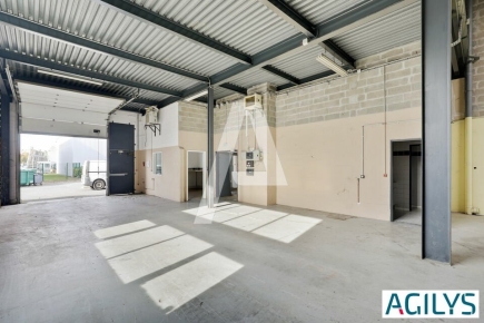 Activités / entrepôts à louer – MASSY (91300) – 3