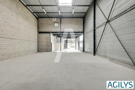 Activités / entrepôts à louer – MASSY (91300) – 3