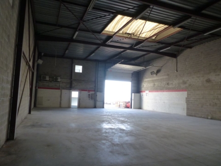 Activités / entrepôts à louer – CHILLY MAZARIN (91380) – 2