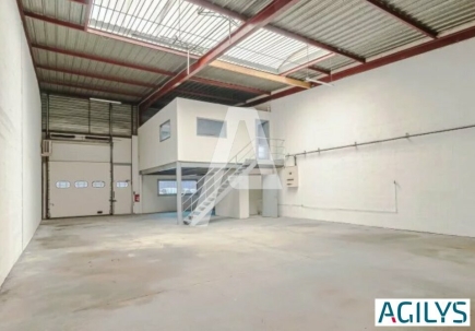 Activités / entrepôts à louer – LISSES (91090) – 3