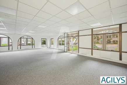 Bureaux à louer – ORSAY (91400) – 1