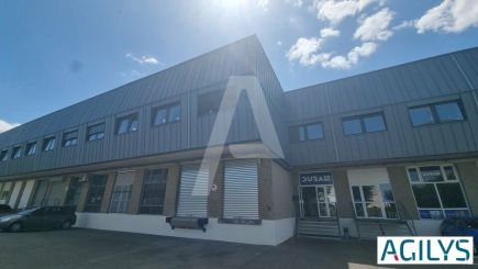 Activités / entrepôts à louer – VILLEJUST (91140) – 3