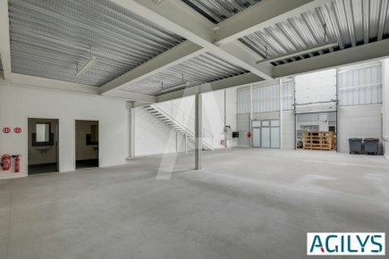 Activités / entrepôts à louer – PALAISEAU (91120) – 1
