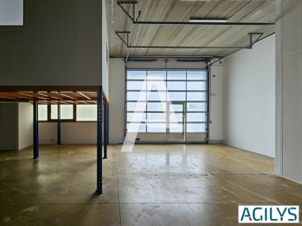 Activités / entrepôts à vendre – VILLEJUST (91140) – 5