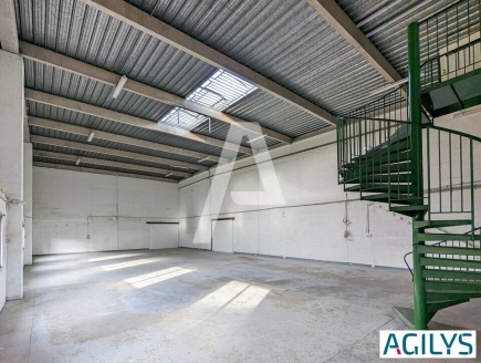 Activités / entrepôts à louer – LES ULIS (91140) – 1
