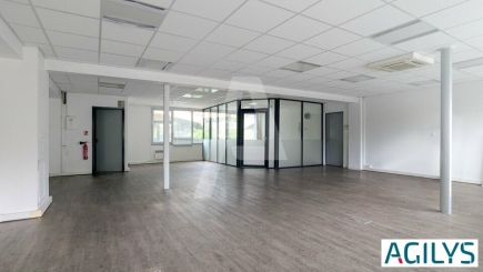 Bureaux à vendre – MASSY (91300) – 3