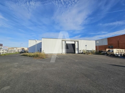 Locaux commerciaux à vendre – MILLY-LA-FORÊT (91490) – 1