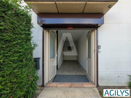 Activités / entrepôts à louer – MASSY (91300) – 1