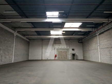 Activités / entrepôts à louer – VILLEJUST (91140) – 1
