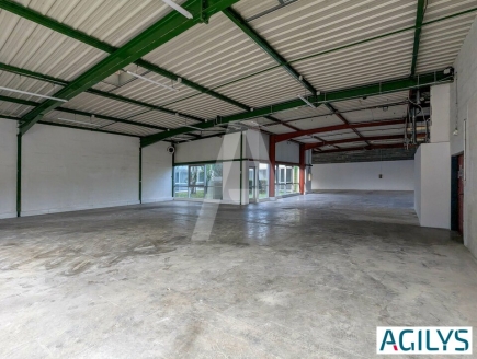 Activités / entrepôts à louer – VILLEBON SUR YVETTE (91940) – 5