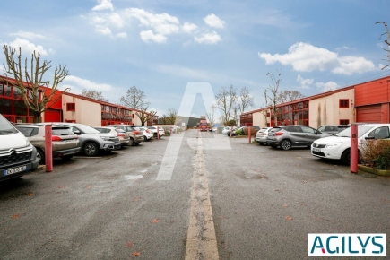 Activités / entrepôts à louer – BONDOUFLE (91070) – 1