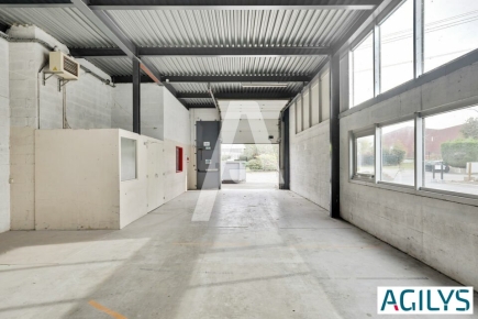 Activités / entrepôts à louer – MASSY (91300) – 3