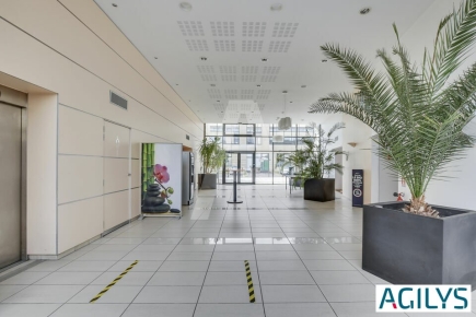 Activités / entrepôts à louer – LES ULIS (91940) – 5