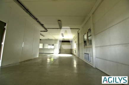 Activités / entrepôts à louer – MASSY (91300) – 3