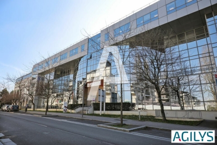 Bureaux à louer – MASSY (91300) – 1