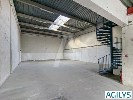 Activités / entrepôts à louer – LES ULIS (91140) – 1