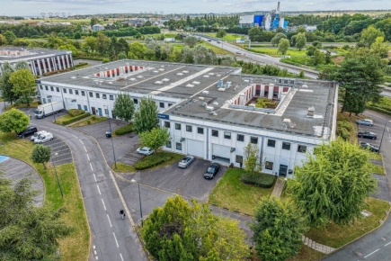 Activités / entrepôts à louer – VILLEBON SUR YVETTE (91140) – 3