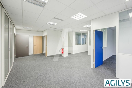 Bureaux à vendre – ORSAY (91400) – 1