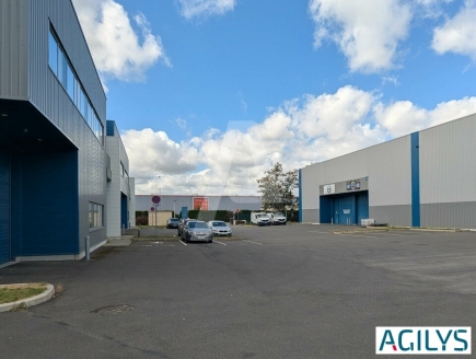 Activités / entrepôts à louer – VILLEBON-SUR-YVETTE (91140) – 5