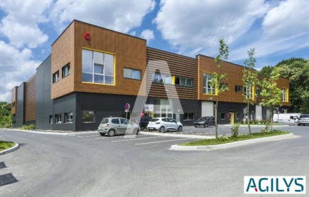 Activités / entrepôts à vendre – VILLEBON SUR YVETTE (91140) – 3
