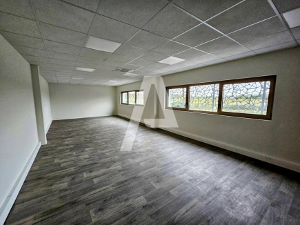 Activités / entrepôts à louer – MAROLLES EN HUREPOIX (91630) – 3