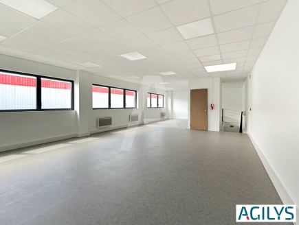 Activités / entrepôts à louer – CORBEIL ESSONNES (91100) – 2