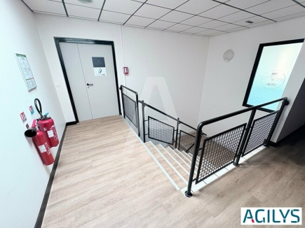 Activités / entrepôts à vendre – LES ULIS (91140) – 1