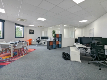Bureaux à louer – MASSY (91300) – 3