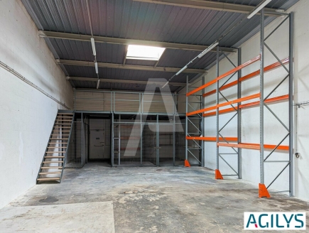 Activités / entrepôts à louer – CHILLY MAZARIN (91380) – 1