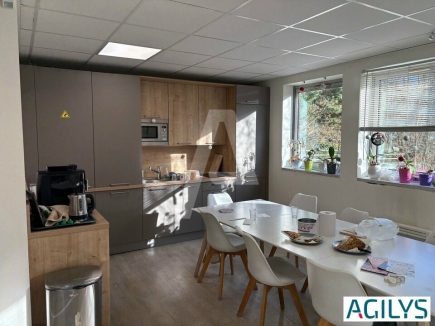 Bureaux à louer – ORSAY (91400) – 5