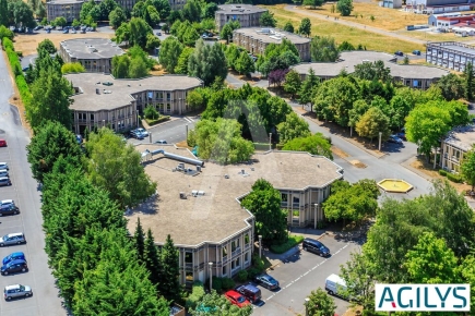 Activités / entrepôts à vendre – SACLAY (91400) – 1