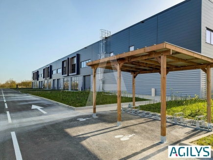 Activités / entrepôts à louer – VILLEBON-SUR-YVETTE (91140) – 1