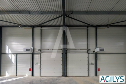 Activités / entrepôts à vendre – VILLEBON SUR YVETTE (91140) – 2
