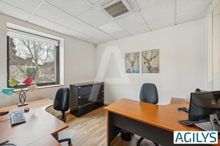 Bureaux à vendre – LES ULIS (91940) – 2