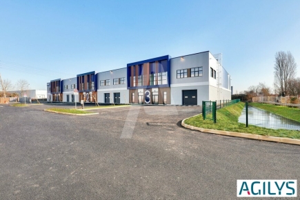 Activités / entrepôts à louer – SAINT MICHEL SUR ORGE (91240) – 2