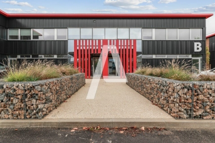 Activités / entrepôts à louer – BONNEUIL SUR MARNE (94380) – 3