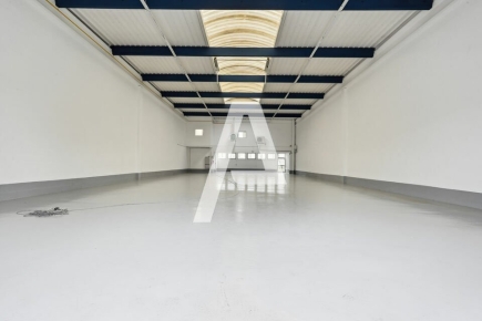 Activités / entrepôts à louer – BONNEUIL SUR MARNE (94380) – 5