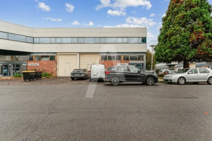 Activités / entrepôts à louer – BONNEUIL SUR MARNE (94380) – 3