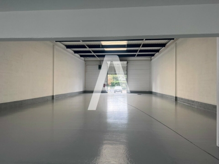 Activités / entrepôts à louer – BONNEUIL SUR MARNE (94380) – 3
