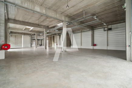 Activités / entrepôts à louer – VITRY-SUR-SEINE (94400) – 1